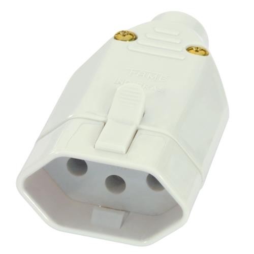 PLUG FEMEA 20A - 2 POLOS +TERRA - FAME